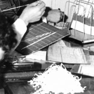 تالیف کتاب درسی اسناد لانه جاسوسی